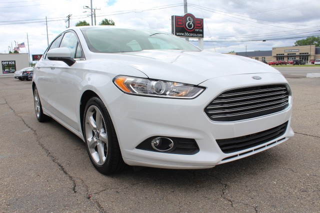  2016 Ford Fusion S   