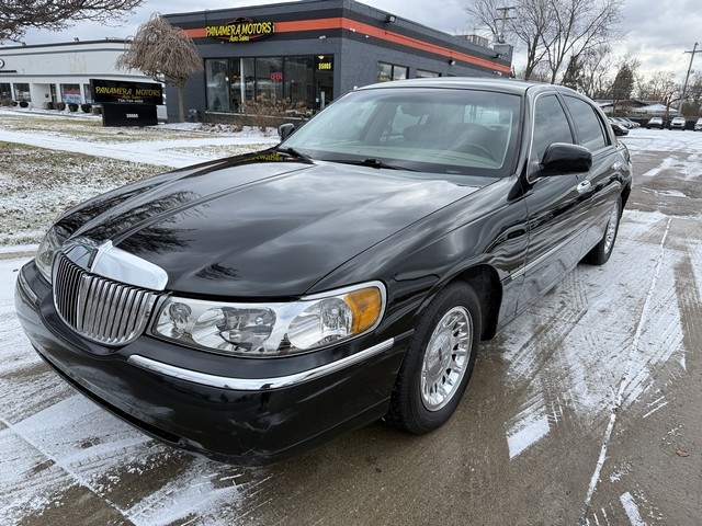 2001 LINCOLN TOWN CAR