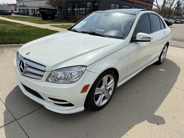 2011 MERCEDES BENZ C300