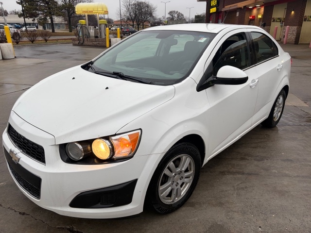 2013 Chevrolet Sonic LT's photo