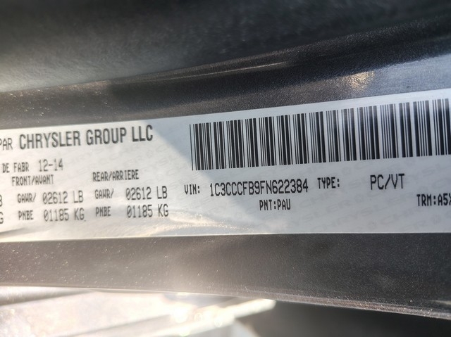 2015 Chrysler 200 LX - Photo 7