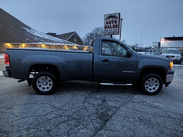 2009 GMC Sierra 1500 Work Truck's photo
