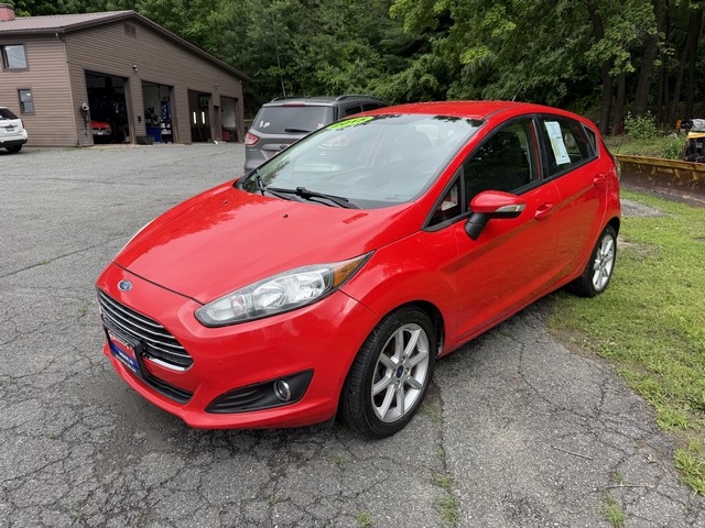 2015 Ford Fiesta SE Hatch's photo